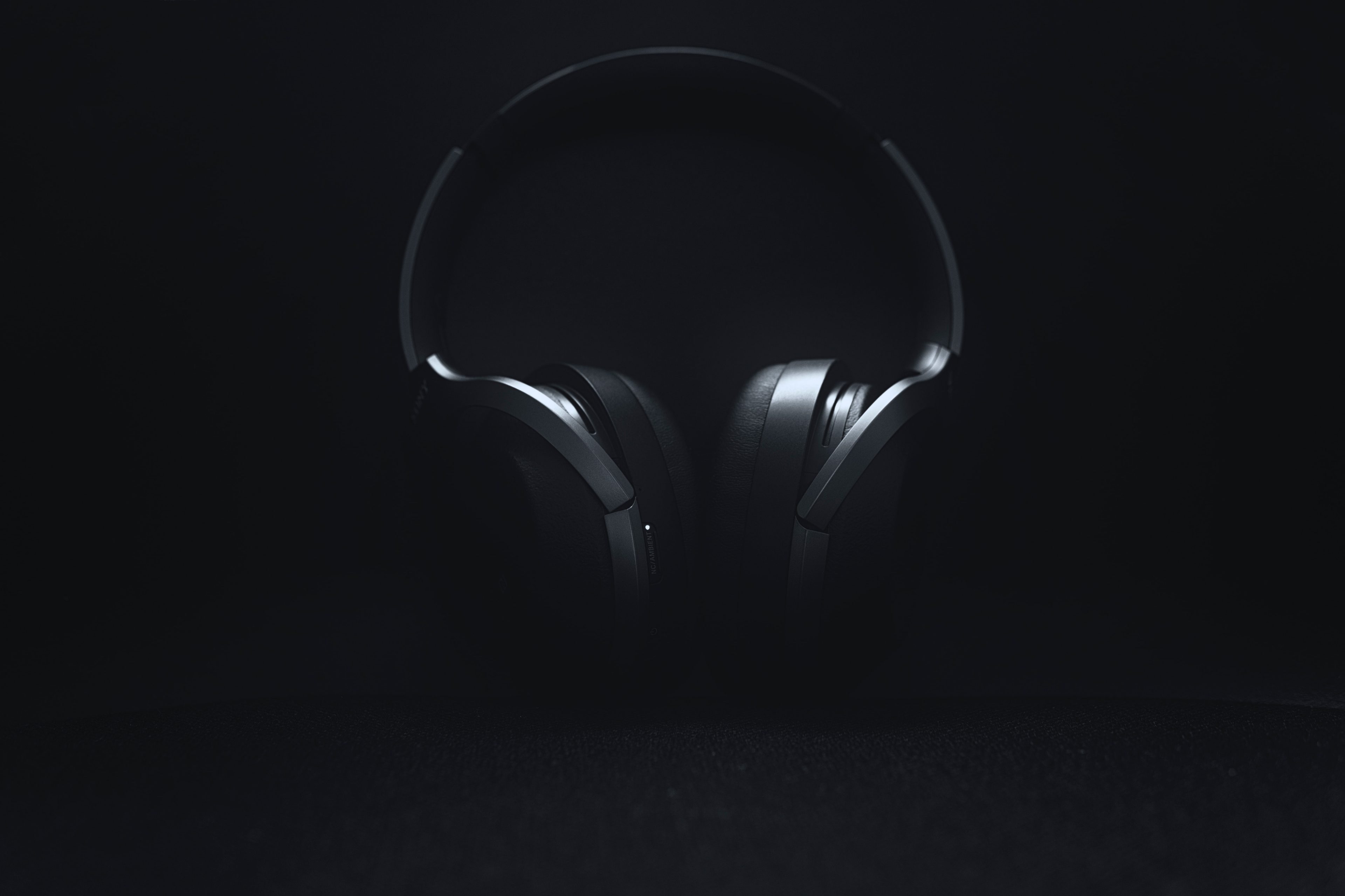 headphones-mpl